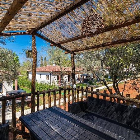 Apartmani Noa I Natali Kaldanija Dış mekan fotoğraf