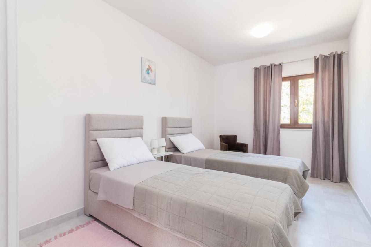 Apartmani Noa I Natali Kaldanija Dış mekan fotoğraf