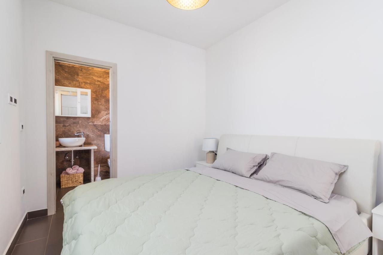 Apartmani Noa I Natali Kaldanija Dış mekan fotoğraf