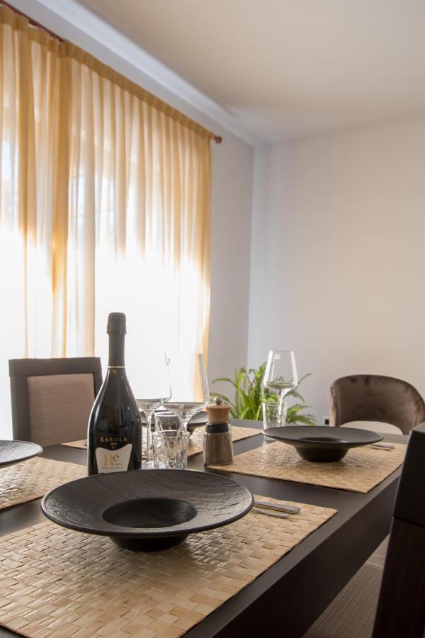 Apartmani Noa I Natali Kaldanija Dış mekan fotoğraf