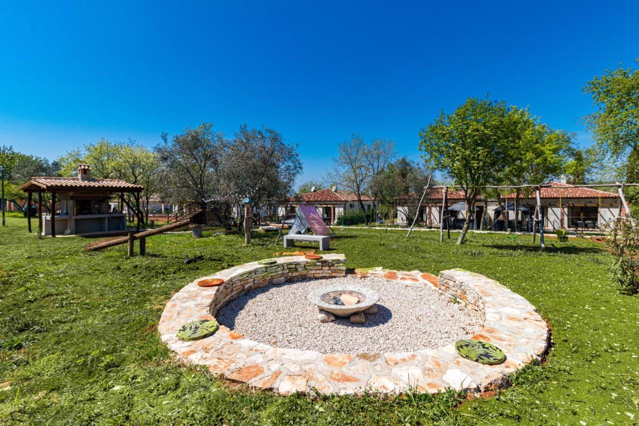 Apartmani Noa I Natali Kaldanija Dış mekan fotoğraf