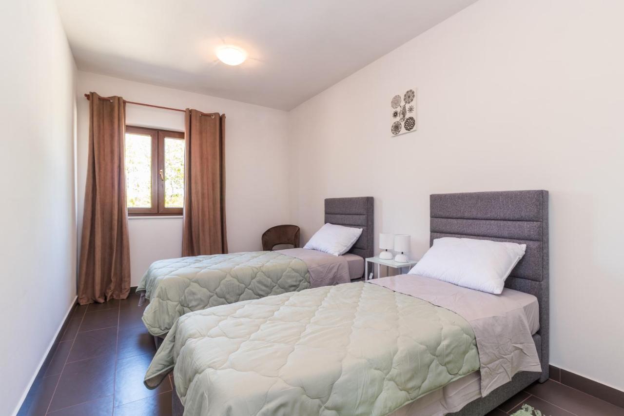 Apartmani Noa I Natali Kaldanija Dış mekan fotoğraf